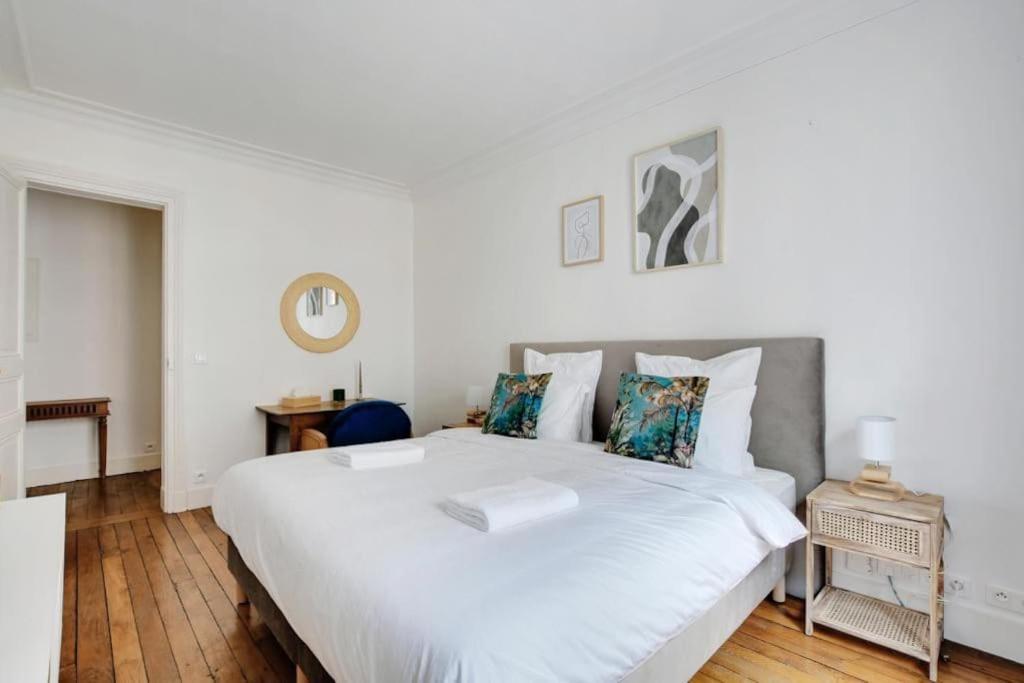 Appartement Elegant Parisian Flat - Monceau Parijs
