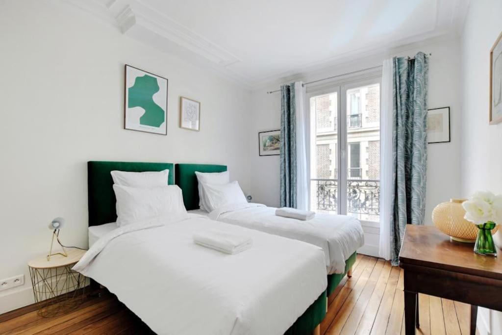 Elegant Parisian Flat - Monceau * Parijs
